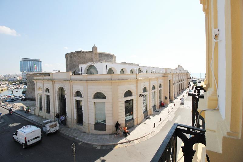 Suite Porta Terra Галлиполи Экстерьер фото